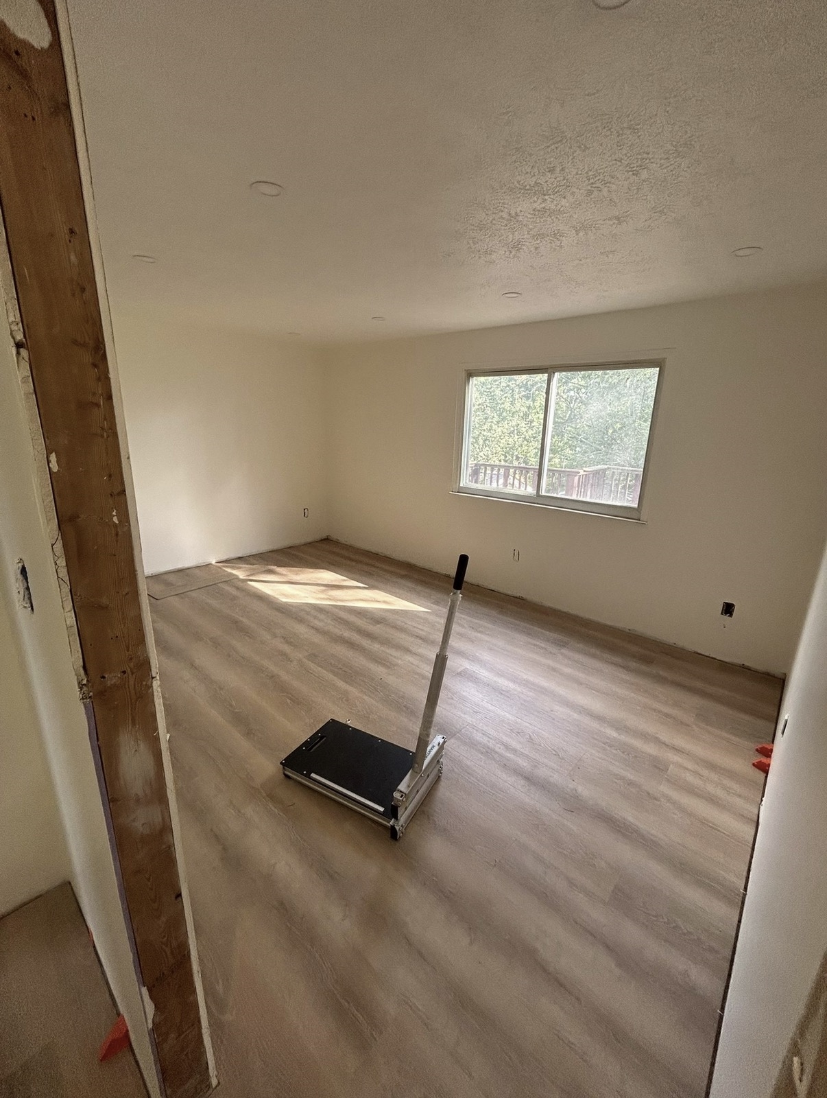 Whole-Home Seamless Vinyl Flooring Installation